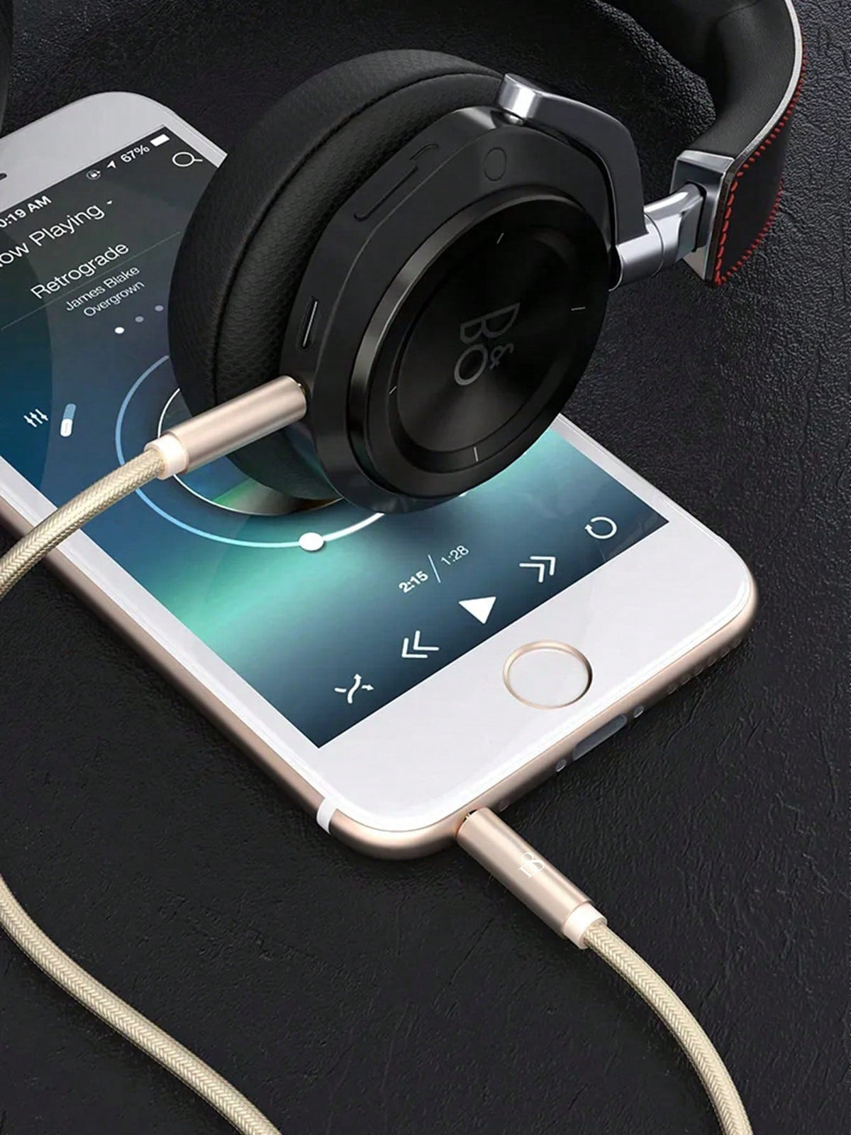 D8 1M Auxiliary Cable – Male to Male 3.5mm Audio Cable for Car, Headphones, Speakers
